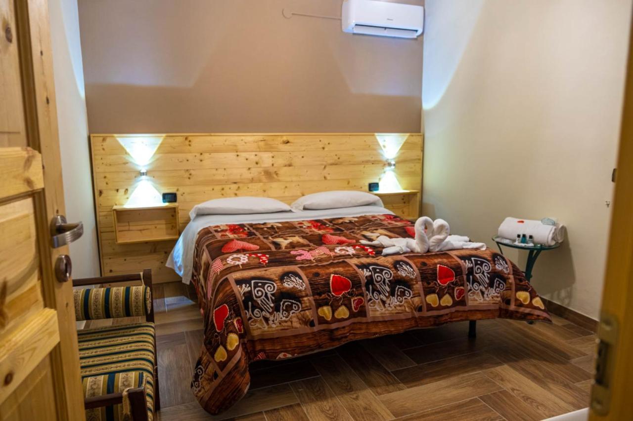 Hotel Sirio Boscotrecase Bagian luar foto